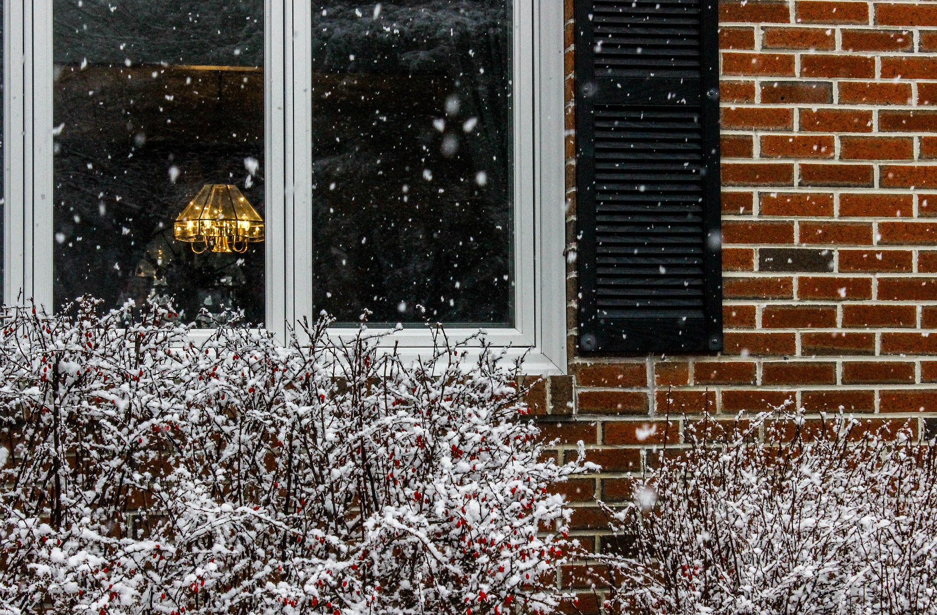 maintain your windows in the winter